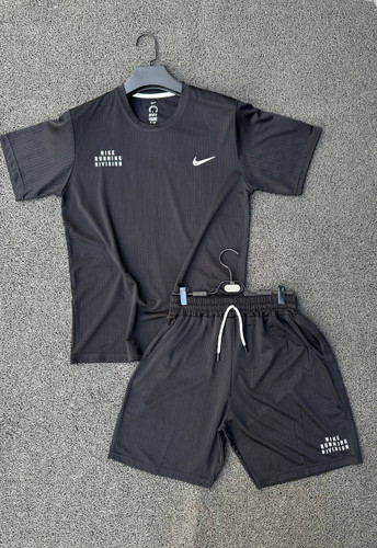 ست تیشرت و شلوارک nike پارچه طرح دار پارچه فول لاکرا
